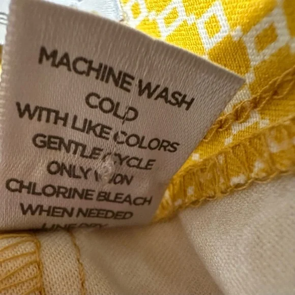 Avenue Yellow Geometric Pattern Super Stretch Pull On Wide Leg Capri Size 20 - Picture 9 of 13